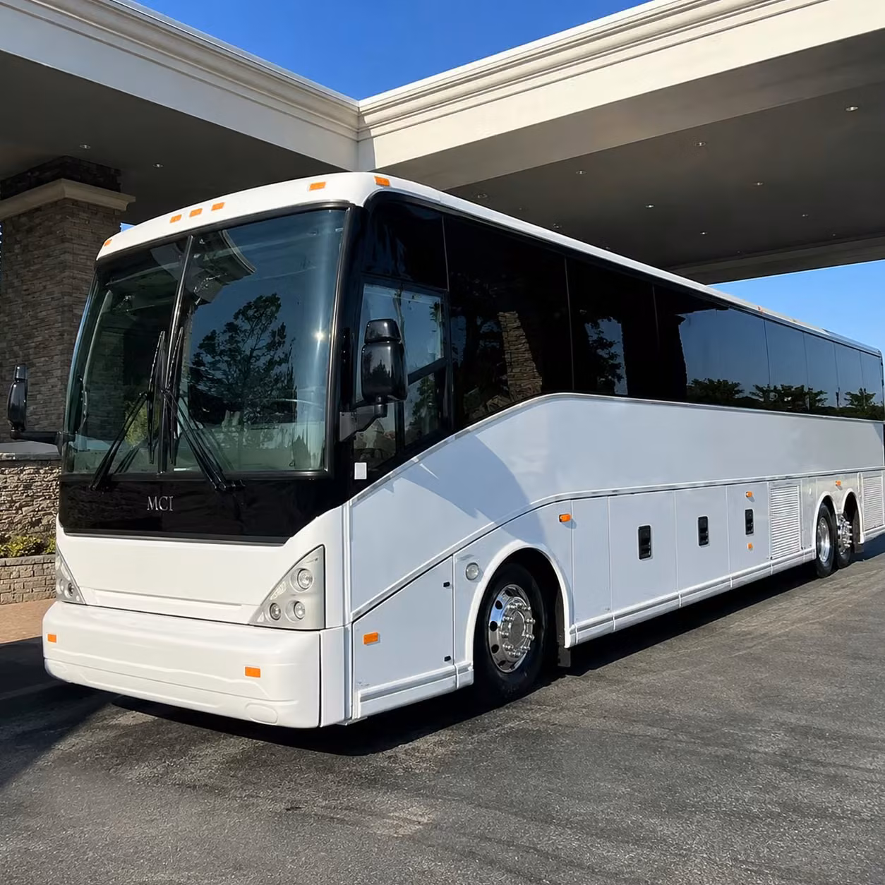 corporate groups and convention teams trust miramar airport shuttles