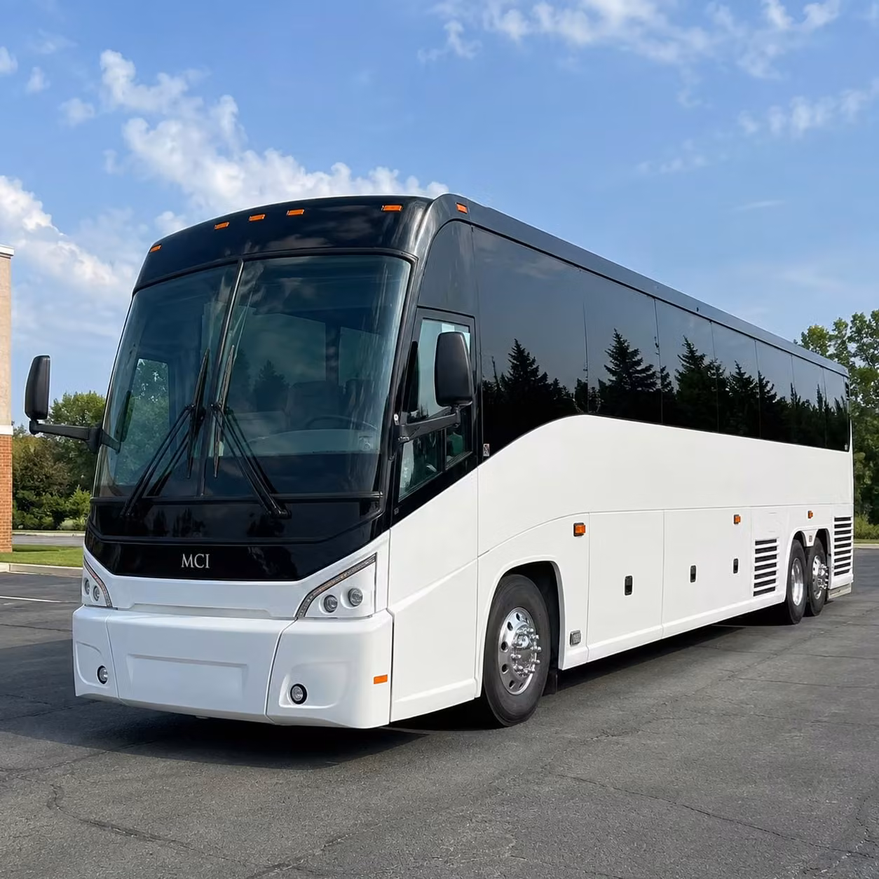 what makes charterbusmiramar com the right choice for long distance transportation from miramar